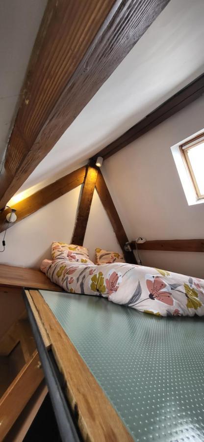 Loft De La Raquette Apartamento Mons Exterior foto